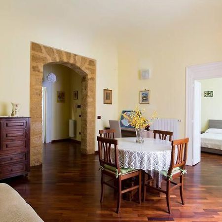 La Casa Di Tufo Appartement Palermo Buitenkant foto