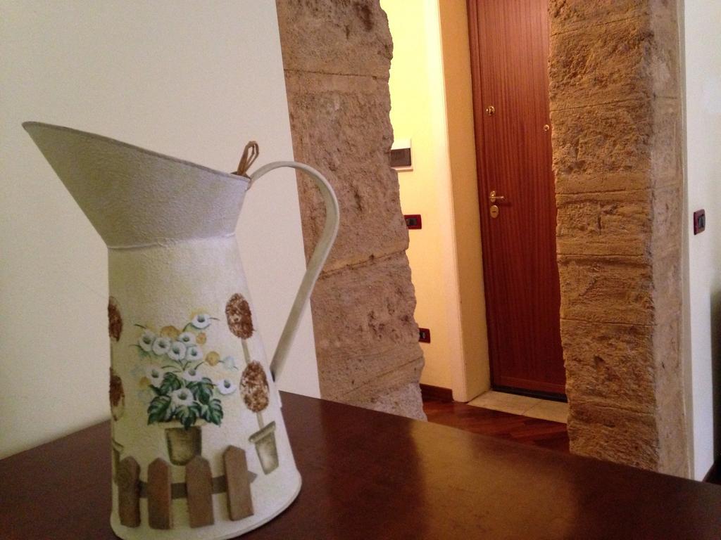 La Casa Di Tufo Appartement Palermo Buitenkant foto