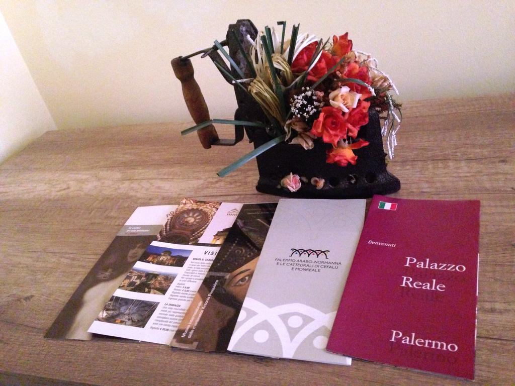 La Casa Di Tufo Appartement Palermo Buitenkant foto