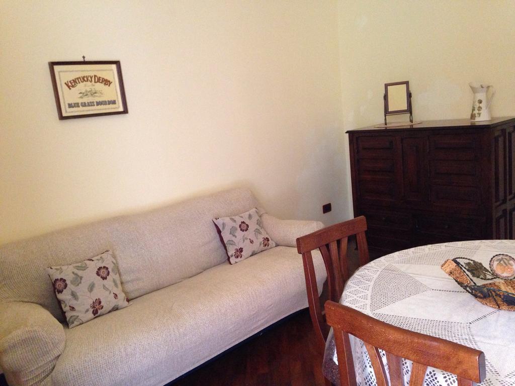 La Casa Di Tufo Appartement Palermo Buitenkant foto