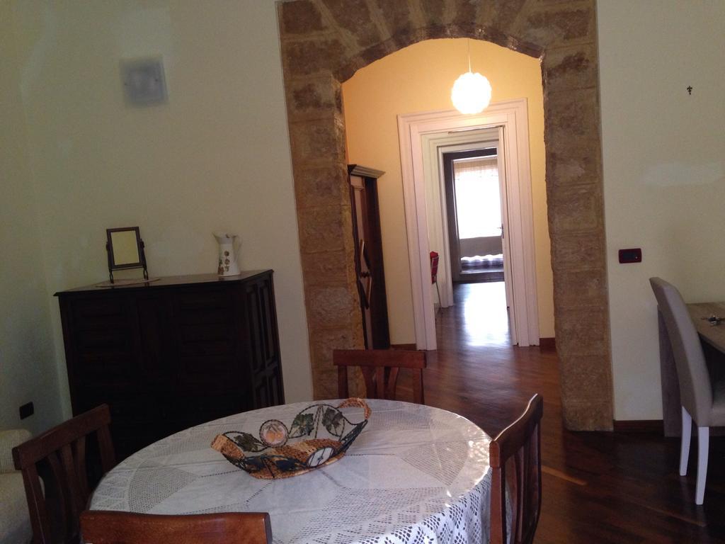 La Casa Di Tufo Appartement Palermo Buitenkant foto