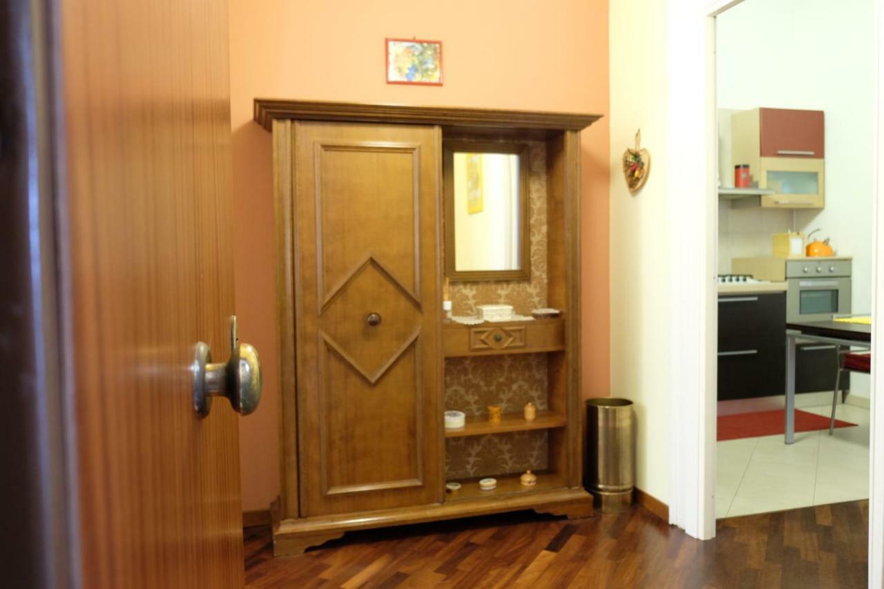 La Casa Di Tufo Appartement Palermo Buitenkant foto
